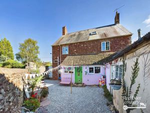 Rear- click for photo gallery